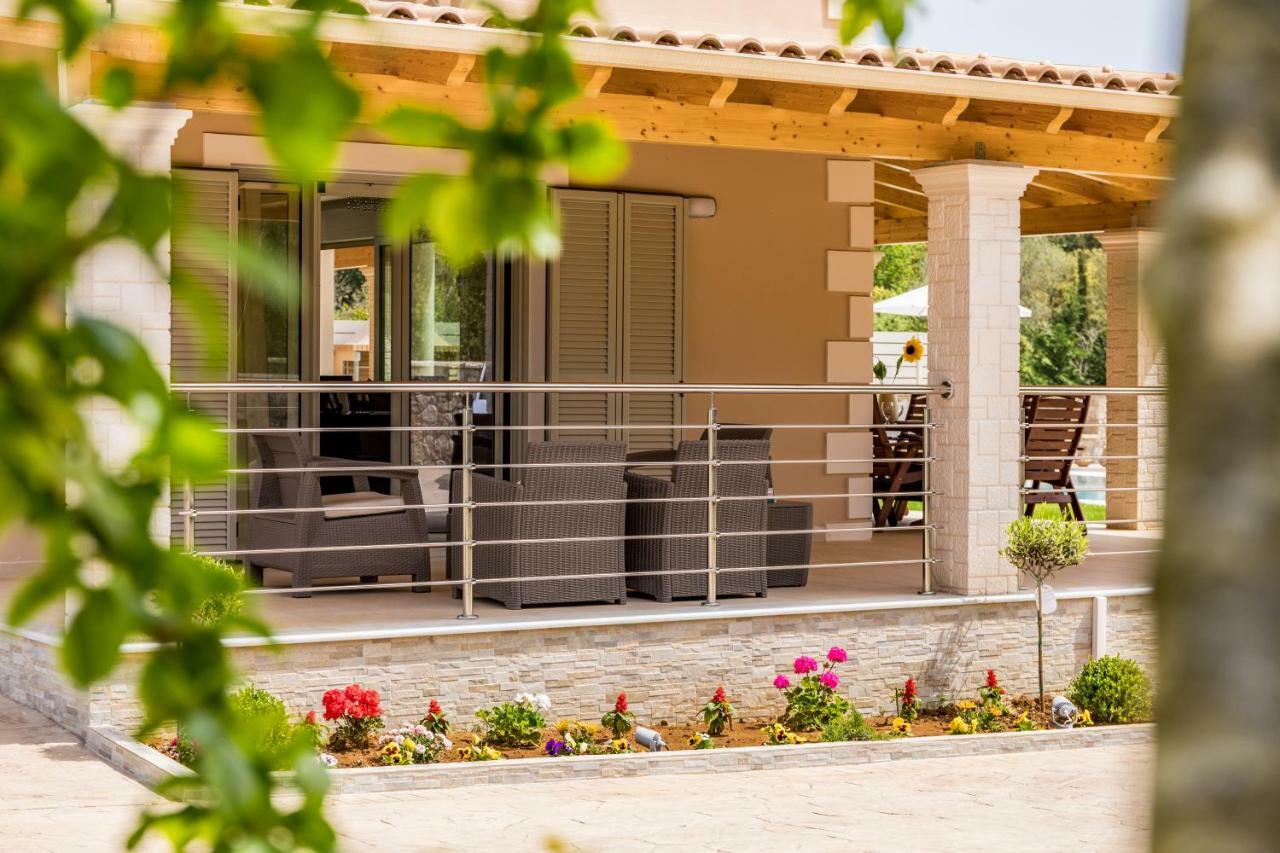 Villa Johnnie Poulades Экстерьер фото